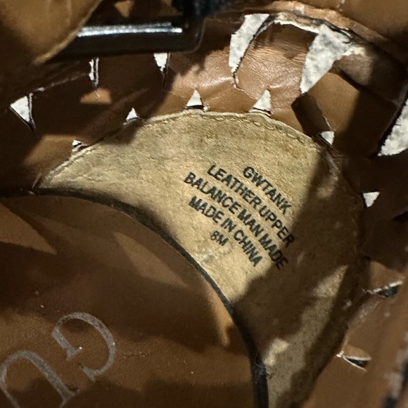 GUESS T-strap black leather platform heels, open toe with cut outs GWTANK - Picture 7 of 7